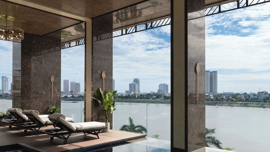 Soma Hotel Riverside