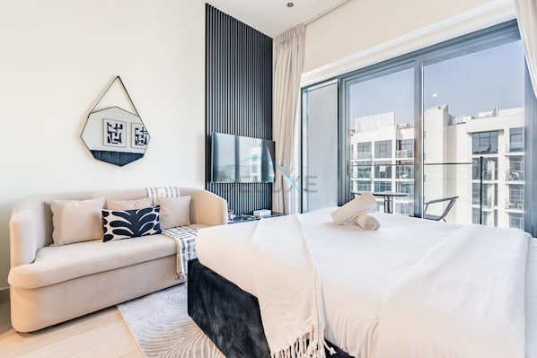 In-room safe, iron/ironing board, free WiFi, bed sheets