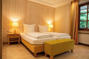Deluxe Double Room, 1 Bedroom, Non Smoking, Balcony