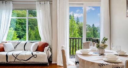 Modern 3b/3b Townhouse @Issaquah | Near Trails