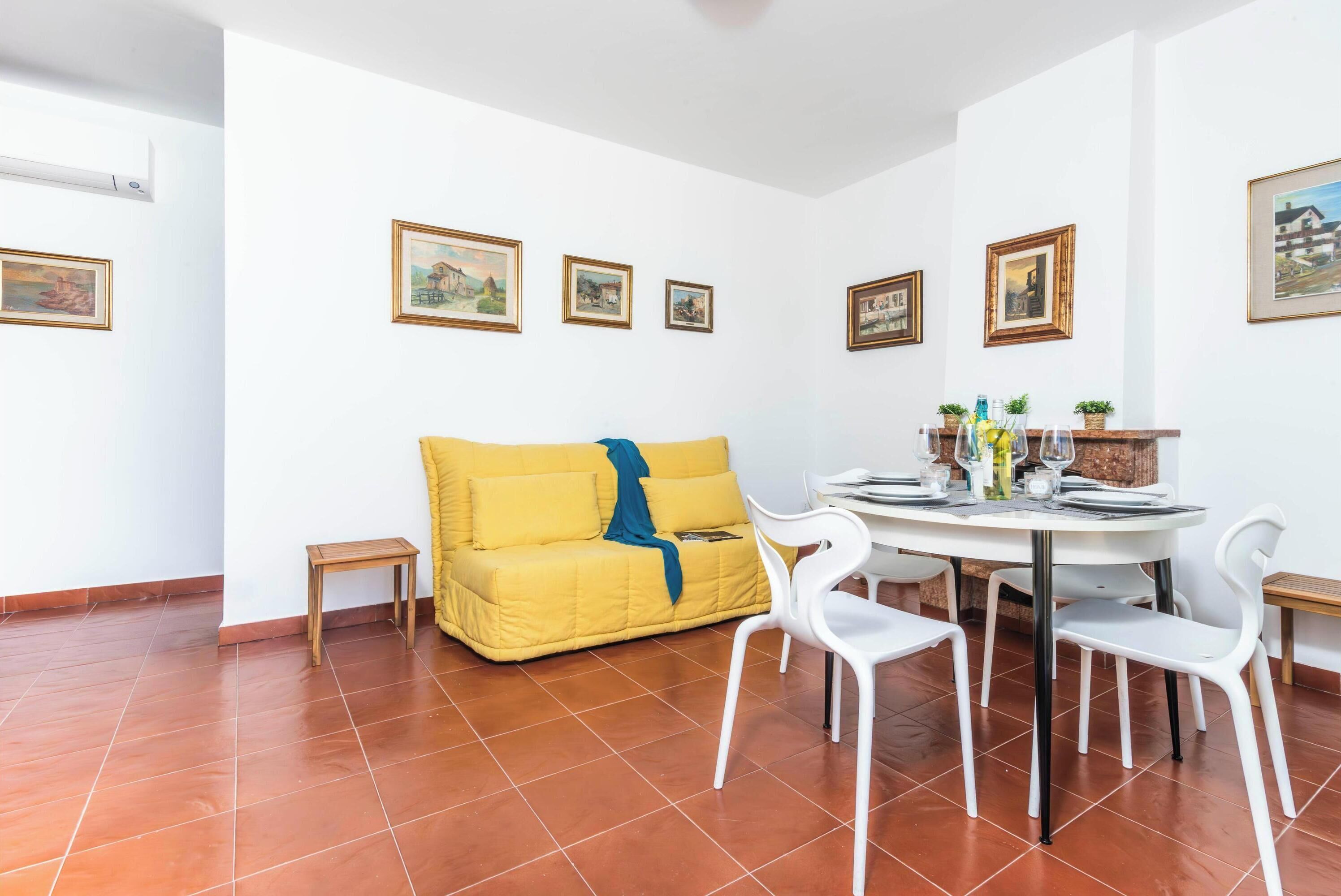 Standard Penthouse, Multiple Bedrooms (Una Finestra Sul Porto) | Dining