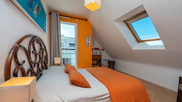4 slaapkamers, een strijkplank/strijkijzer, wifi, beddengoed