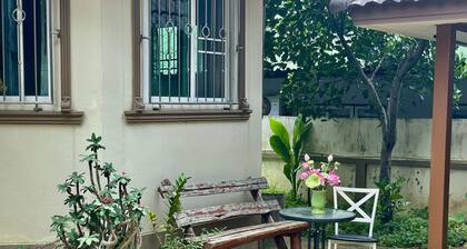 4-Bedroom House in Lovely Chiang Mai with AC and WiFi