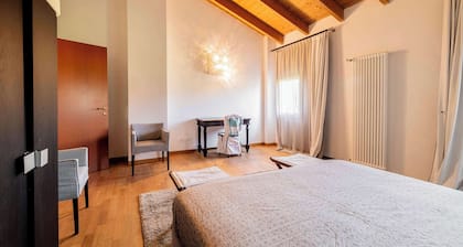 Villa Corte dello Zanchino, surrounded by greenery