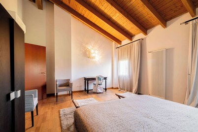 Villa Corte dello Zanchino, surrounded by greenery