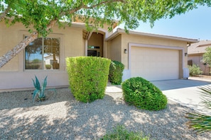House (3 Bedrooms) | Interior - Private Hot Tub: Pet-friendly Maricopa Escape! (Maricopa)