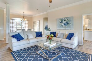 House (2 Bedrooms) | Interior