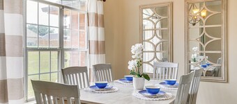 距離橡樹國家公園不到 1 英里: 舒適的度假屋！