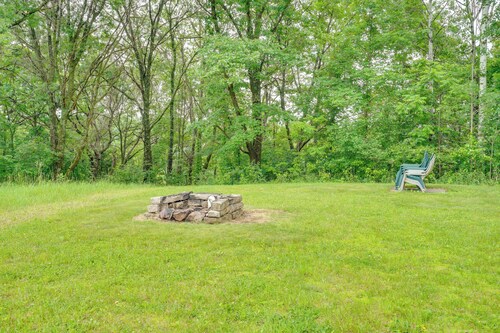 On 30 Acres w/ Trails & Garden: Stockholm Retreat!