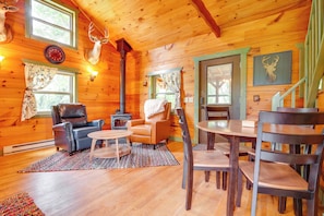 Apartment (0 Bedroom) | Front of property - On 30 Acres w/ Trails & Garden: Stockholm Cabin! (Stockholm)
