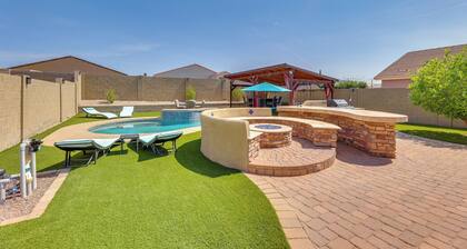 Mtn-view Getaway w/ Outdoor Oasis in Gold Canyon