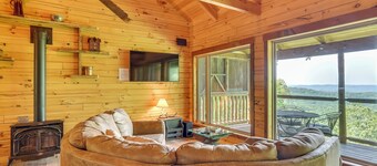 22 Mi to Whitetail Ridge Ski Area: Cozy Getaway