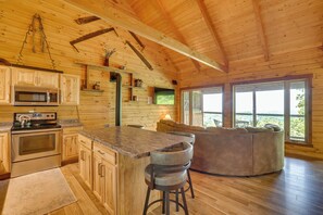 House (1 Bedroom) | Interior