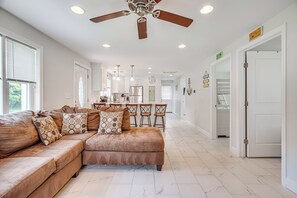 Nhà (3 Bedrooms) | Nội thất