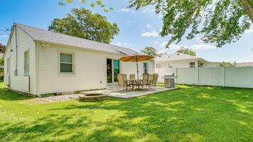 House (3 Bedrooms) | Front of property