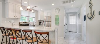 距離海灘 1/2 英里: 老萊姆的家庭度假屋！