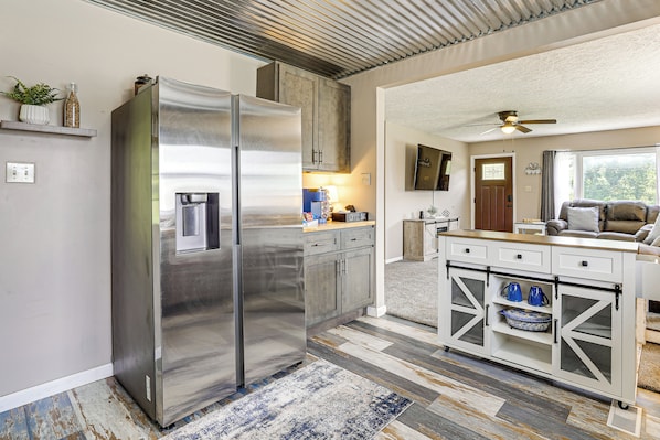 House (2 Bedrooms) | Interior