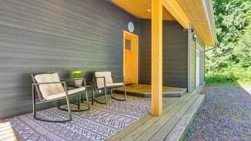 House (1 Bedroom) | Interior