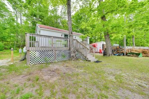 House (2 Bedrooms) | Interior - Lake Huron Shoreline Gem: Free Boats, Sandy Beach! (Cedarville)