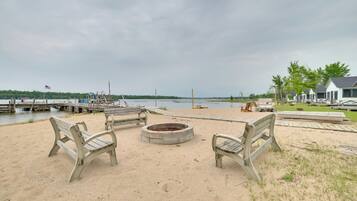 House (2 Bedrooms) | Front of property