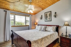 House (2 Bedrooms) | Interior - 7 Mi to Eldorado Marsh: Family Home w/ Pool (Eldorado)