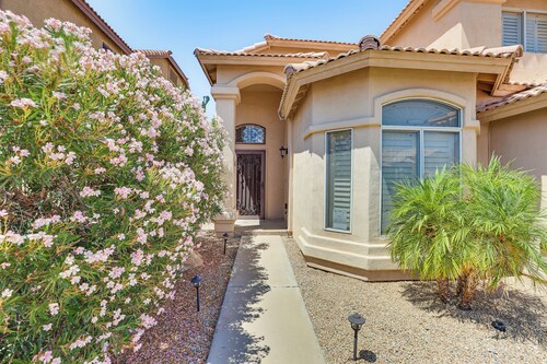 Family Gem w/ Spacious Outdoor Oasis in Scottsdale