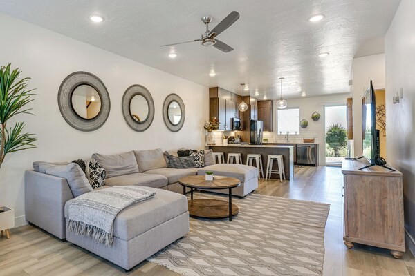 7 Mi To Snow Canyon: Townhome W/ Arcade Games! - Utah