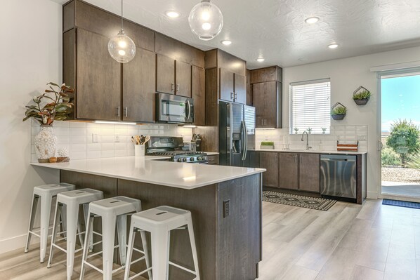 Apartment (4 Bedrooms) | Interior - Pool Access: St George Townhome Near Trails! (St. George)