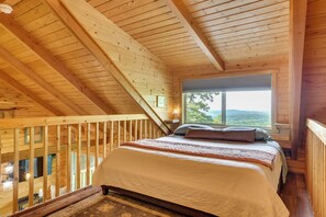 House (1 Bedroom) | Interior - 'pettinger' Getaway w/ Bluff Views in Mindoro! (Mindoro)