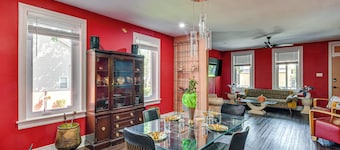 Walkable Neighborhood: Updated Morton Home!