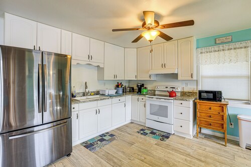 Dock + Screened Porch: Suwannee River Retreat!