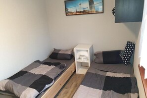 2 bedrooms, Internet