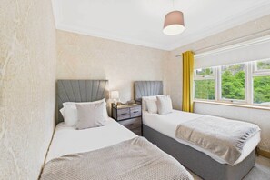 独立别墅 | 2 多间卧室