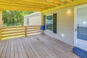 House (3 Bedrooms) | Interior - 2 Mi to Ocean Isle Beach: Family Home w/ Deck! (Ocean Isle Beach)