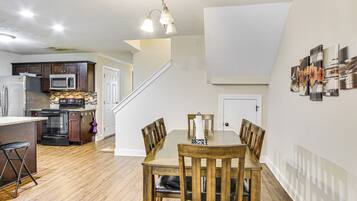 Apartemen (3 Bedrooms) | Interior