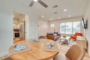 Nhà (2 Bedrooms) | Nội thất
