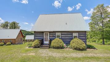 House (1 Bedroom) | Front of property