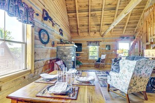 House (1 Bedroom) | Interior