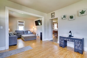 Interior - Gas Grill & Porch: Rural Hixton Vacation Home! (Hixton)