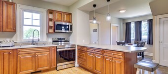 Rural Dog-friendly Hixton Home: BBQ Ready!
