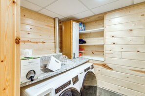 Talo (3 Bedrooms) | Sisätilat