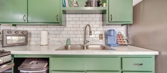 Walk to Dtwn Hilo: Island Escape w/ Pool!