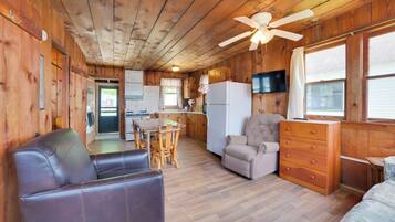 Talo (2 Bedrooms) | Sisätilat