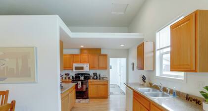 23 Mi to Glacier Natl Park: Mtn-view Gem w/ Patio