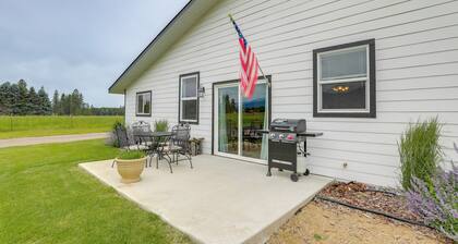 23 Mi to Glacier Natl Park: Mtn-view Gem w/ Patio