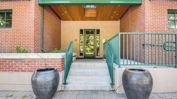 Apartment (1 Bedroom) | Interior