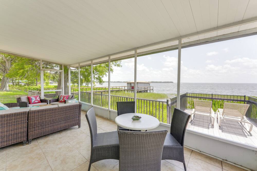 Family Home w/ Stunning Water Views in Tavares! - Sugarloaf Mountain, FL