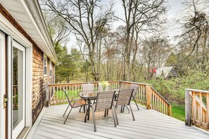 House (3 Bedrooms) | Interior - 6 Mi to Beach: Family Home in Little Compton! (Little Compton)