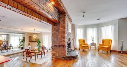 2 Mi to Dtwn Pittsburgh: Family-friendly Townhome!