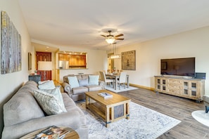Apartment (2 Bedrooms) | Front of property
